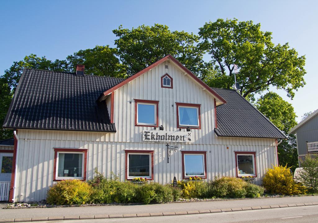 Pensionat Ekholmen Vessigebro Exterior photo