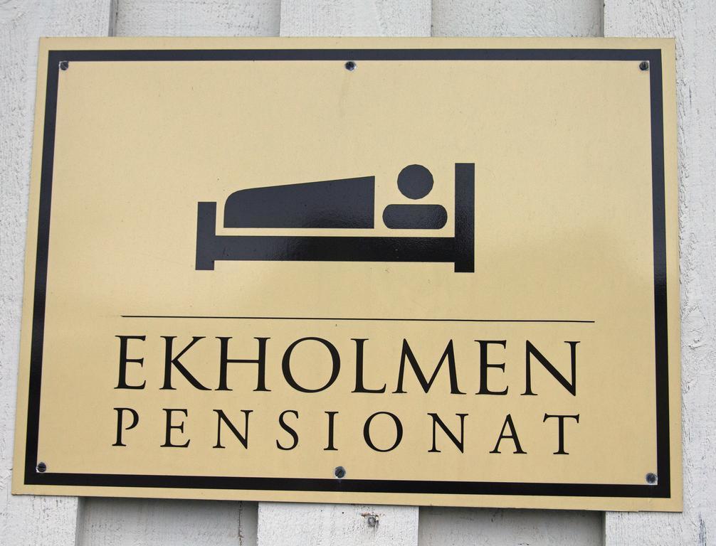 Pensionat Ekholmen Vessigebro Exterior photo